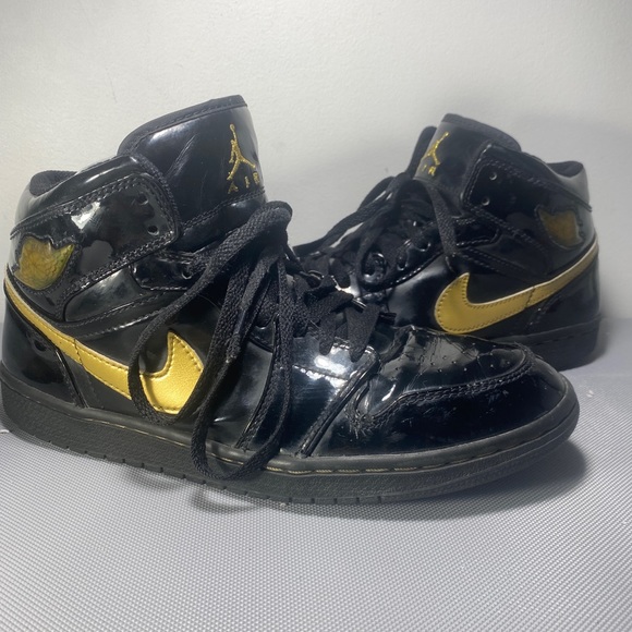 Air Jordan 1 Retro GS 'Metallic Gold Men’s Size 9 030911 PC8 - Picture 6 of 7